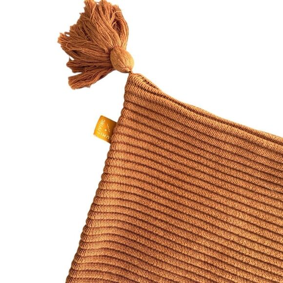 LUMI - Fall Cozy Pillow Cover - Rust Colored Ribbed Texture - Picture 2 of 7